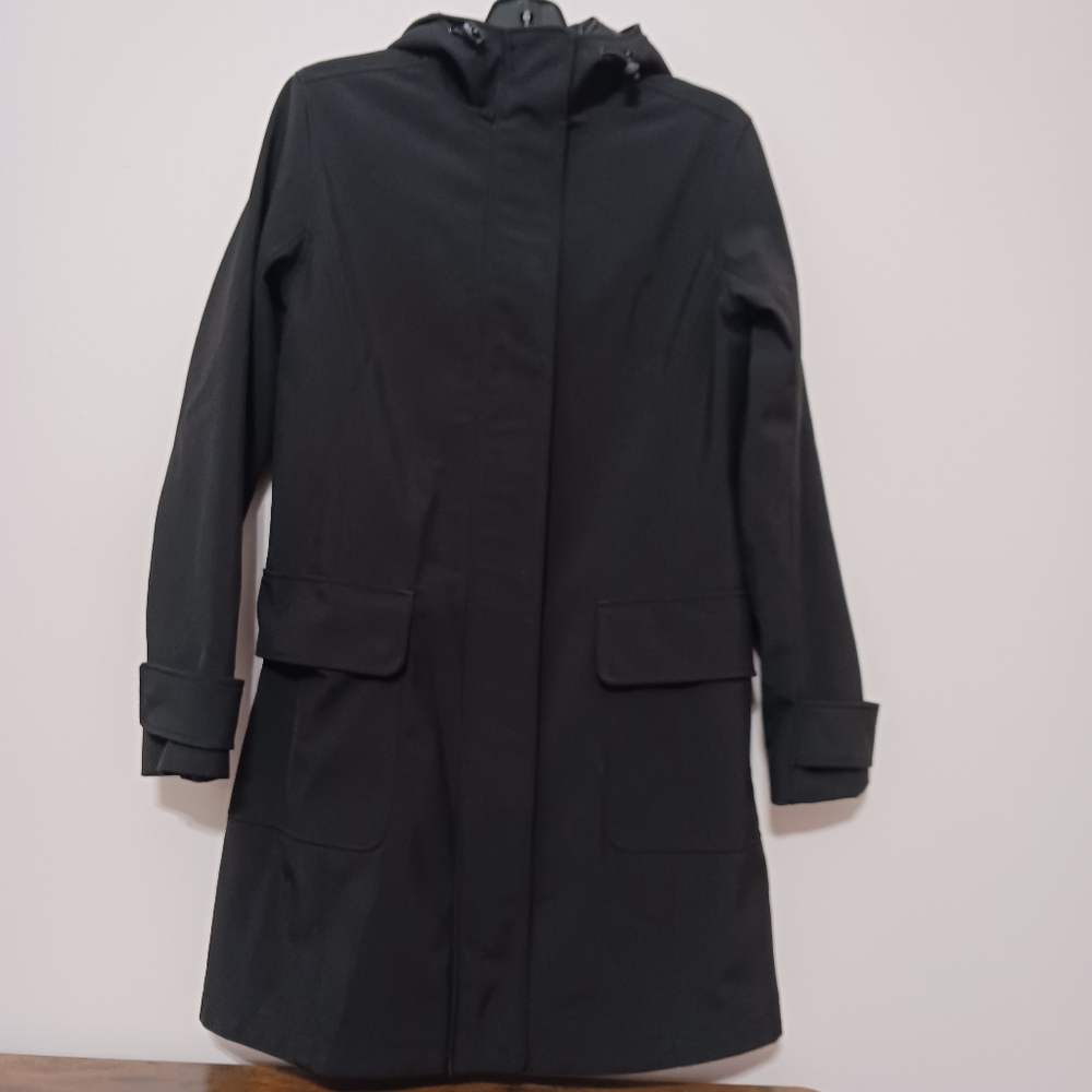 Womens rain jacket small Black 2 way zippered snaps pockets hood roomy warm